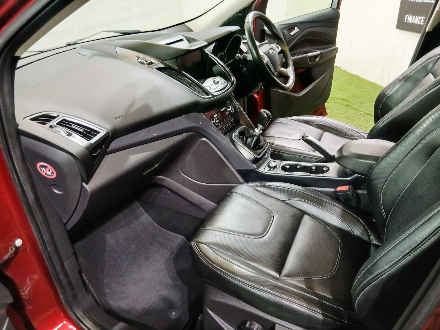 Used Ford Kuga 2015 for sale - 77377775: Photo 9