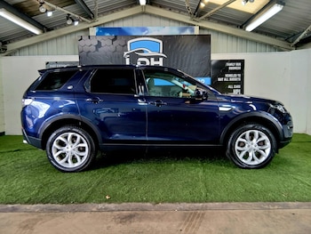 Used Land Rover Discovery Sport 2016 for sale - 78531393: Photo