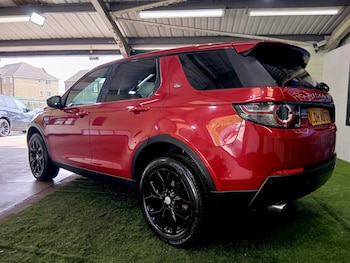 Used Land Rover Discovery Sport 2015 for sale - 78764526: Photo