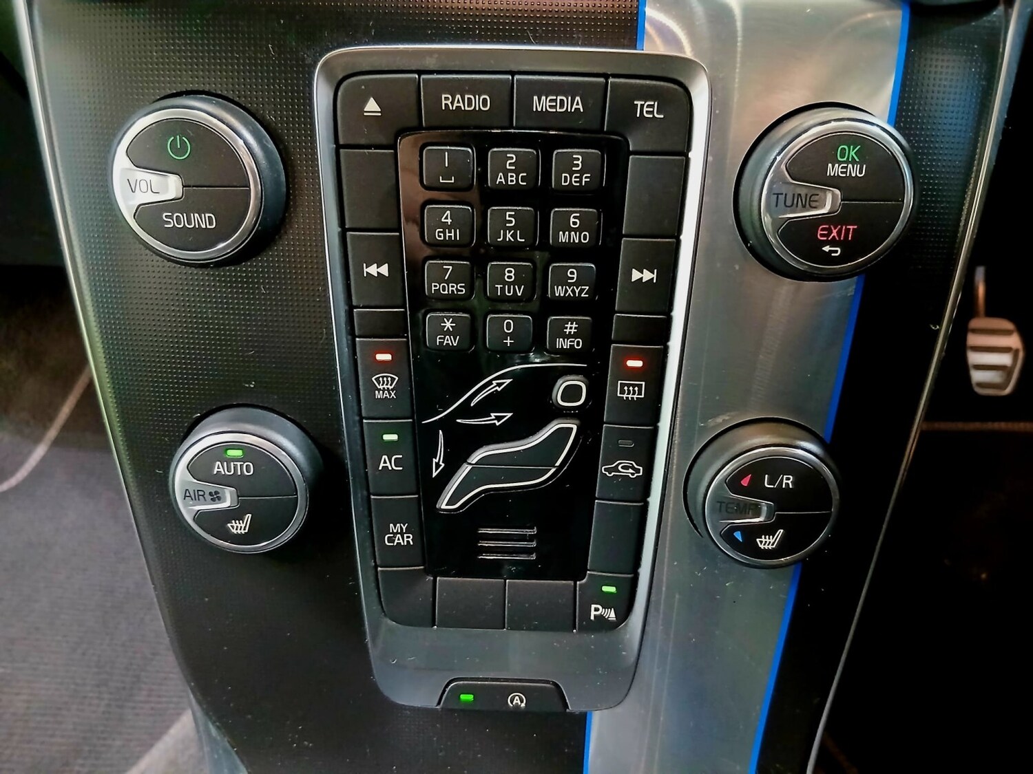 Used Volvo V40 2014 for sale - 77675731: Photo 16