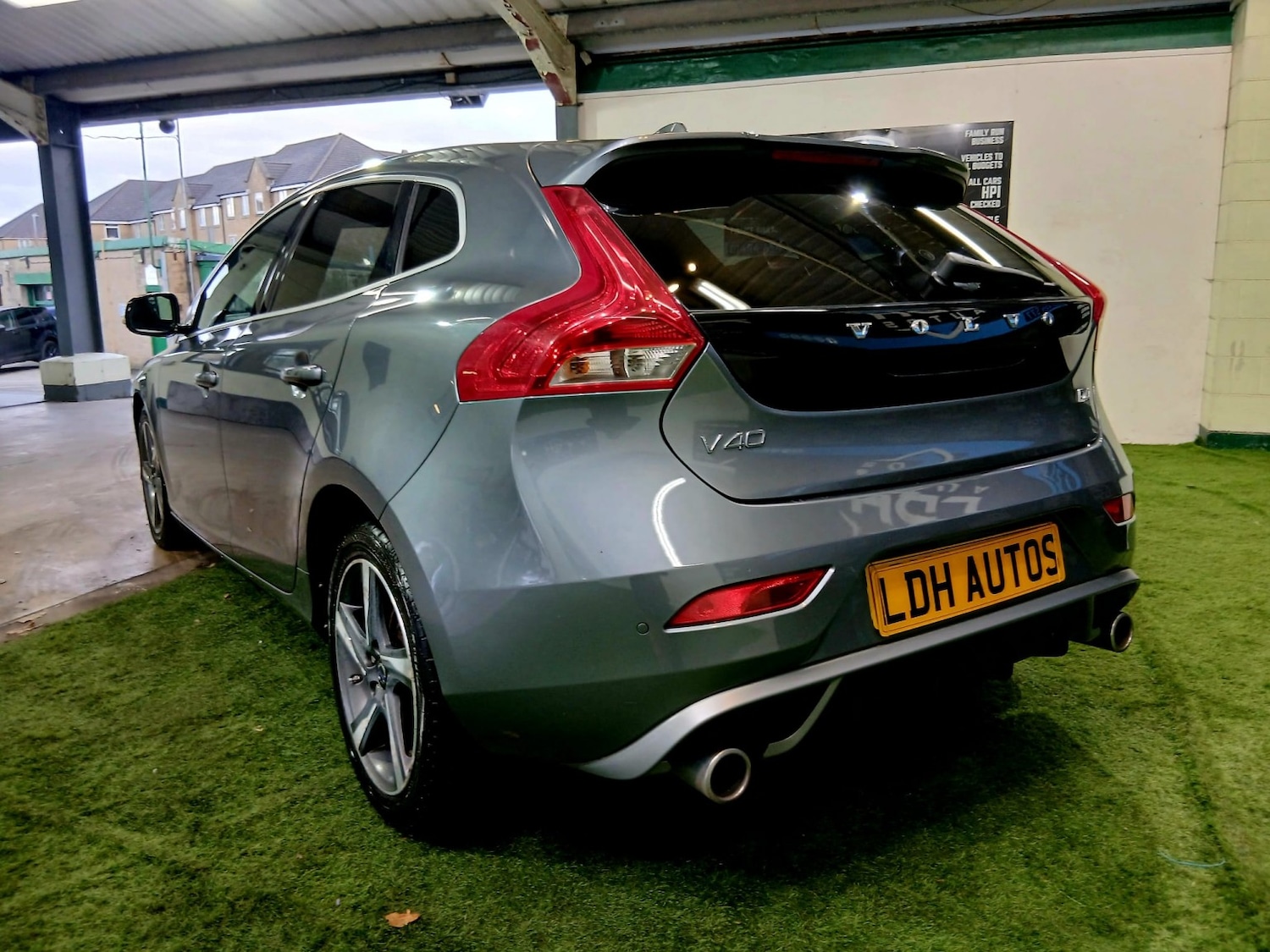 Used Volvo V40 2014 for sale - 77675731: Photo 7