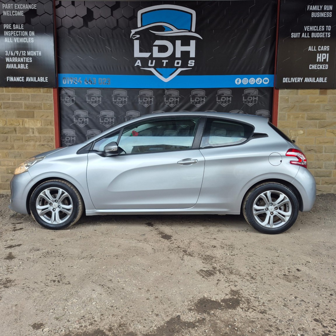 Used Peugeot 208 2013 for sale - 76483020: Photo 4