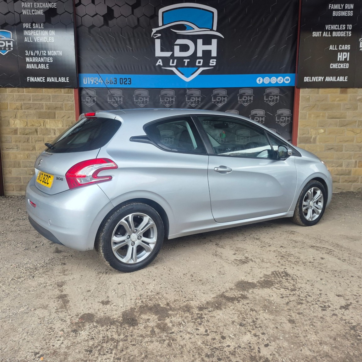 Used Peugeot 208 2013 for sale - 76483020: Photo 6