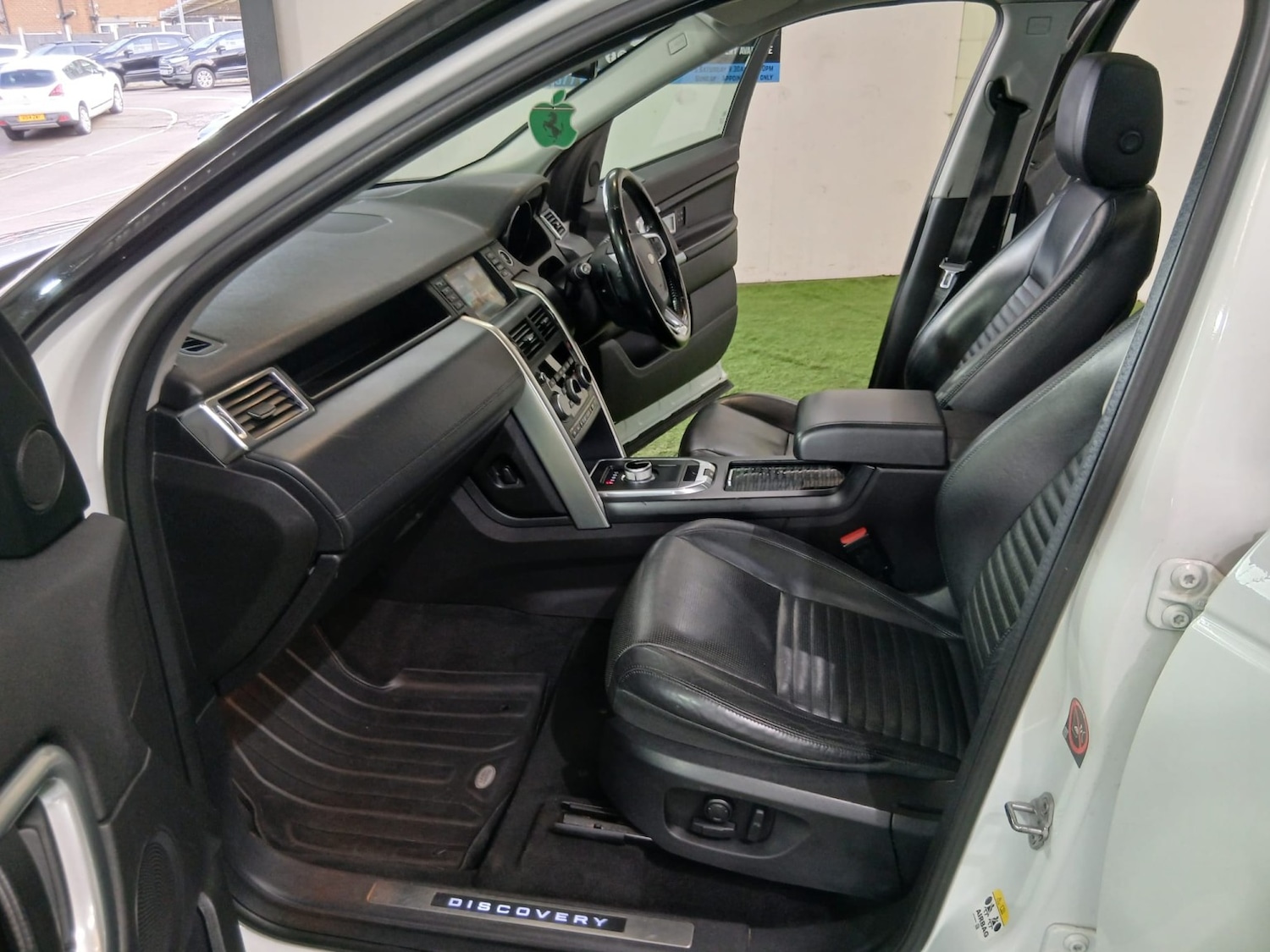 Used Land Rover Discovery Sport 2015 for sale - 78038983: Photo 10