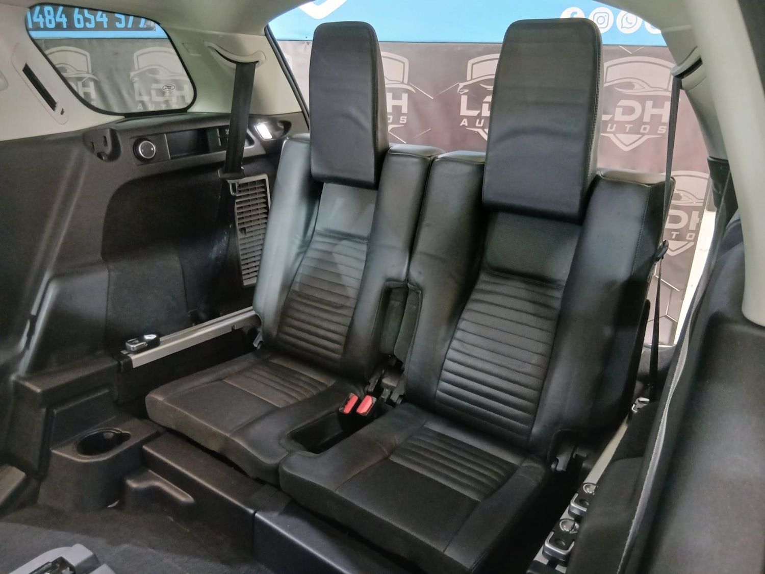 Used Land Rover Discovery Sport 2015 for sale - 78038983: Photo 15