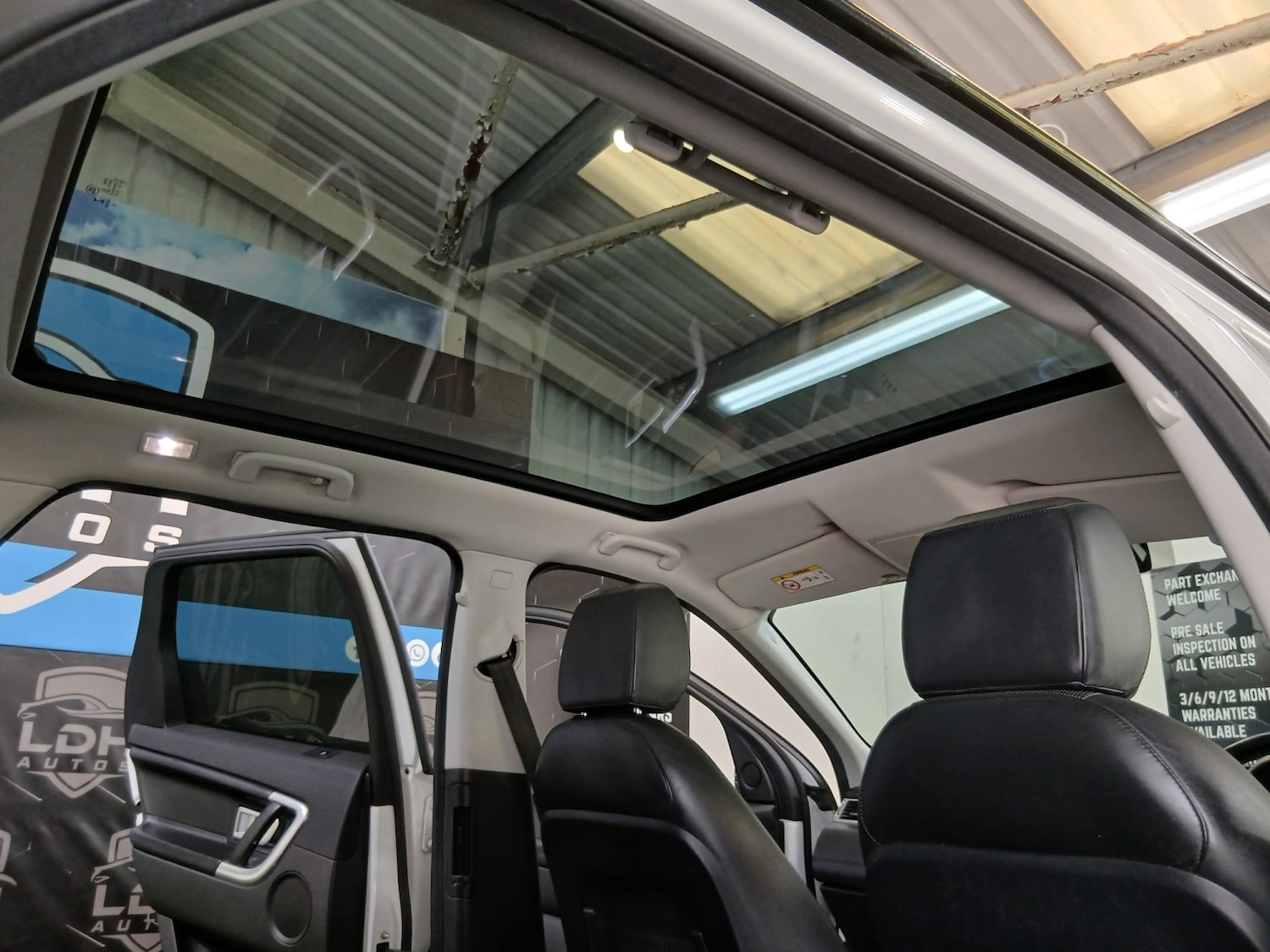 Used Land Rover Discovery Sport 2015 for sale - 78038983: Photo 16