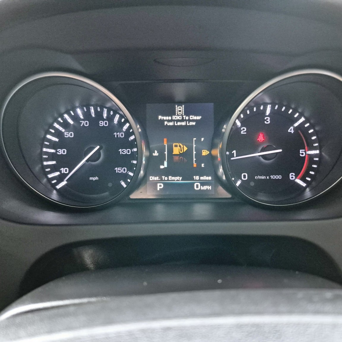 Used Land Rover Discovery Sport 2016 for sale - 76884878: Photo 12