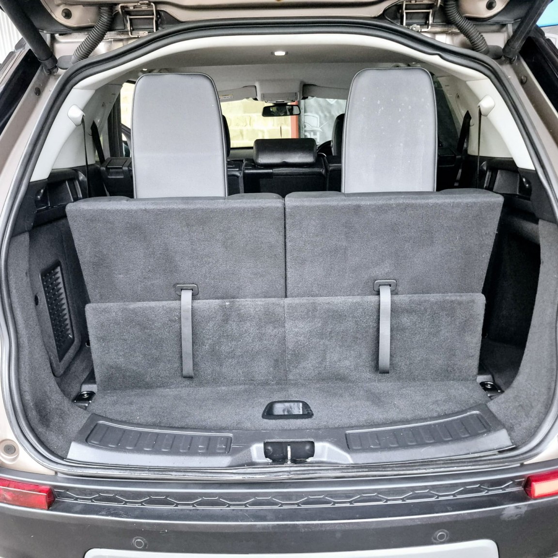 Used Land Rover Discovery Sport 2016 for sale - 76884878: Photo 23