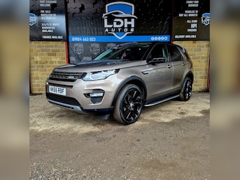 Used Land Rover Discovery Sport 2016 for sale - 76884878: Photo