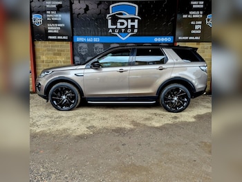 Used Land Rover Discovery Sport 2016 for sale - 76884878: Photo