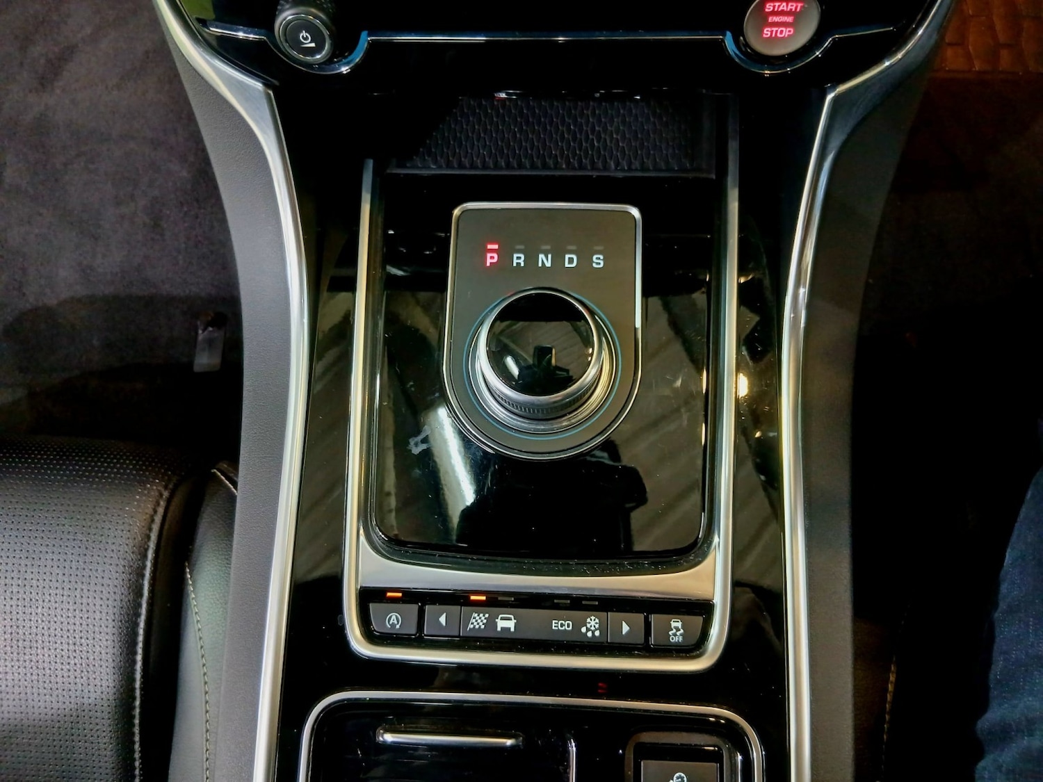 Used Jaguar XF 2017 for sale - 77296811: Photo 27