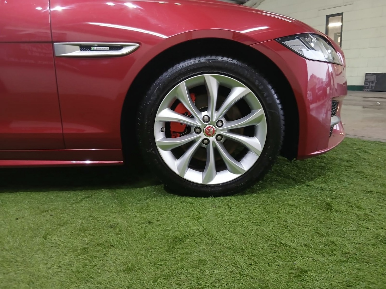 Used Jaguar XF 2017 for sale - 77296811: Photo 8