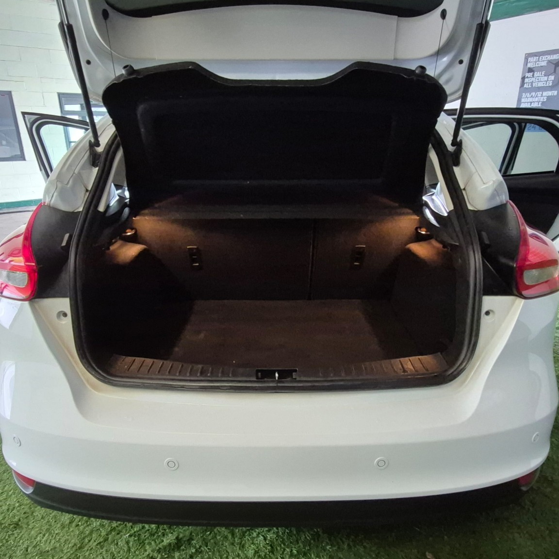 Used Ford Focus 2015 for sale - 77001517: Photo 23