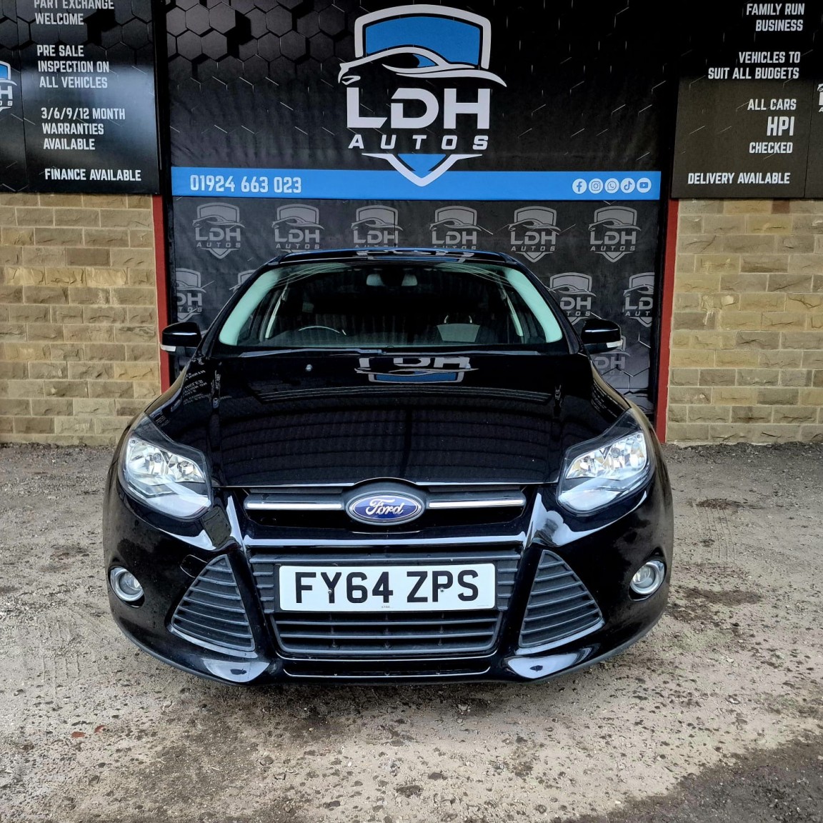 Used Ford Focus 2014 for sale - 76559949: Photo 2