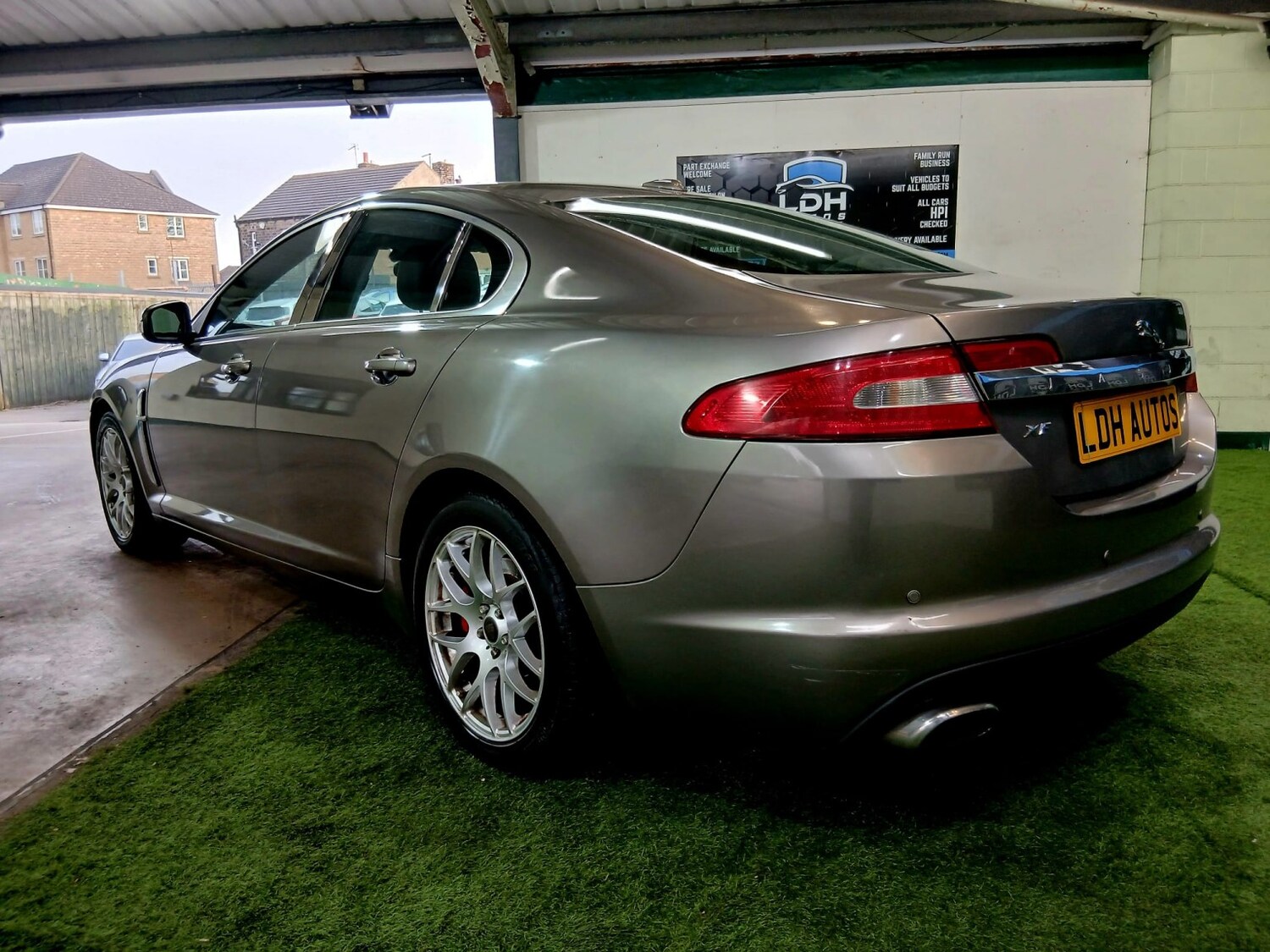 Used Jaguar XF 2009 for sale - 77968759: Photo 7