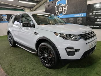 Used Land Rover Discovery Sport 2017 for sale - 79649645: Photo
