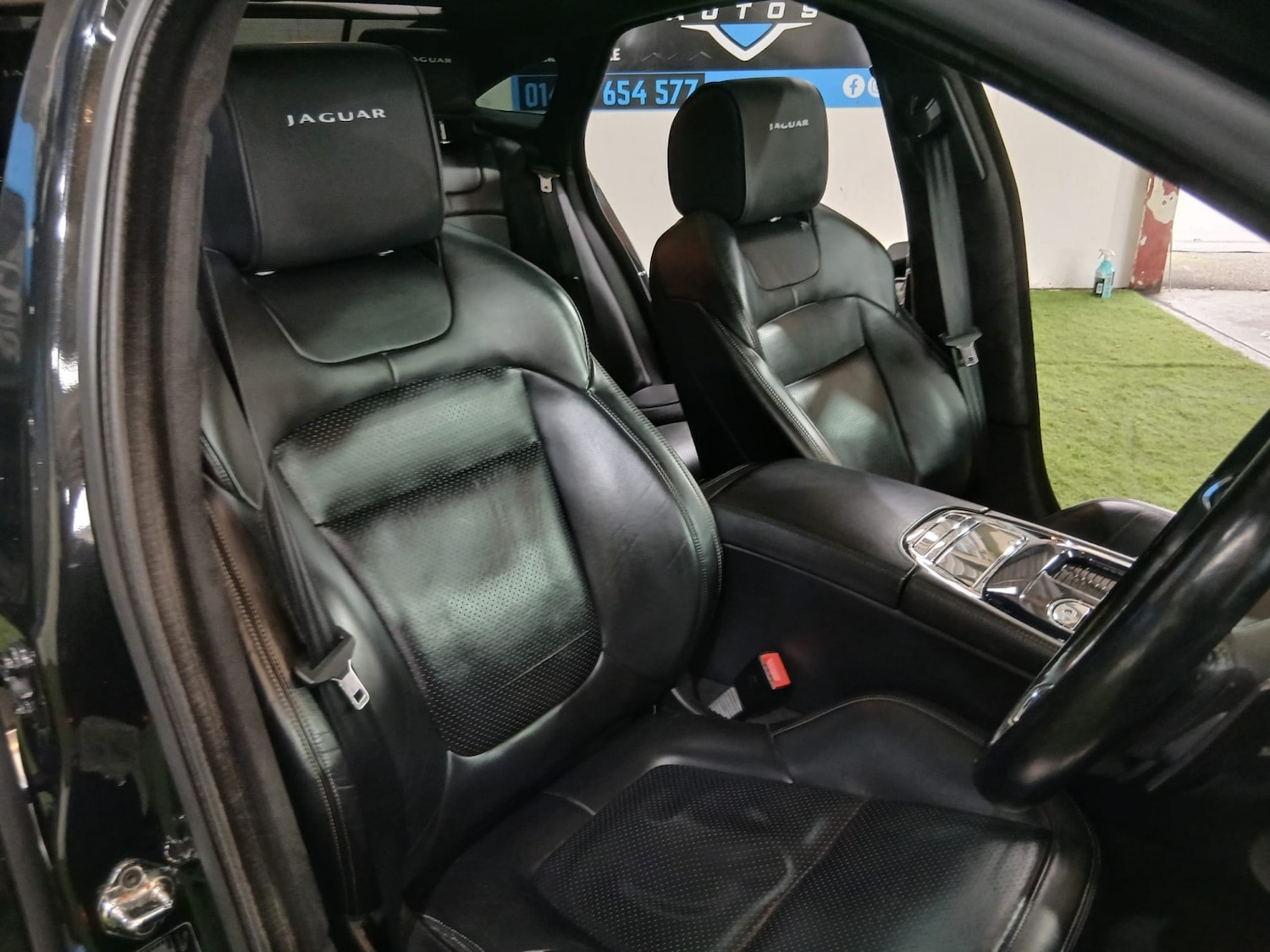 Used Jaguar XJ 2014 for sale - 77643836: Photo 13