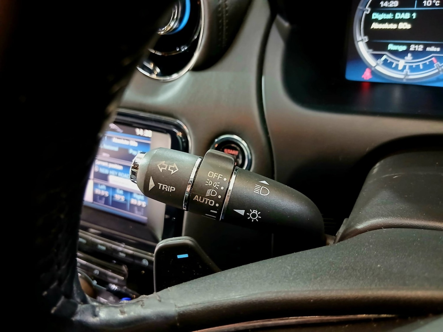 Used Jaguar XJ 2014 for sale - 77643836: Photo 16