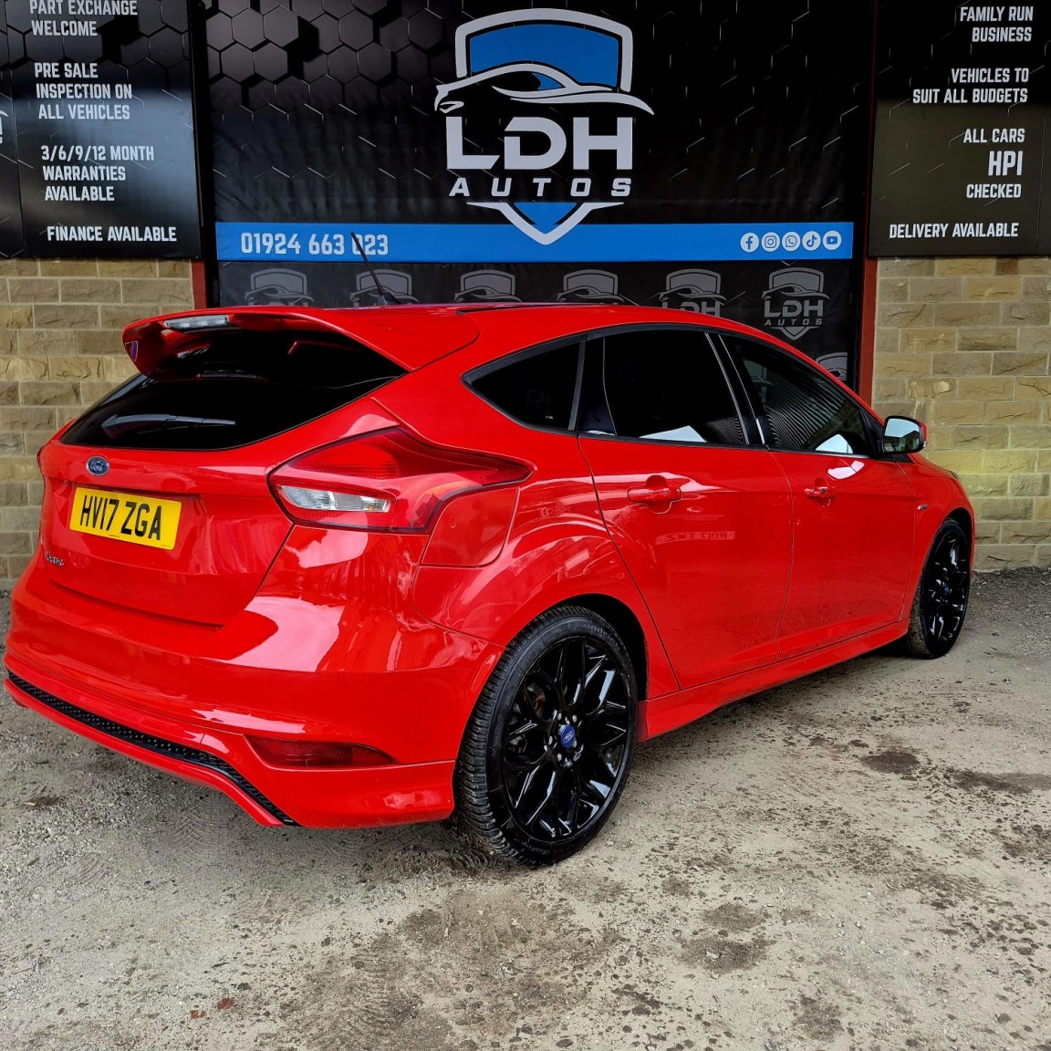 Used Ford Focus 2017 for sale - 76559939: Photo 6