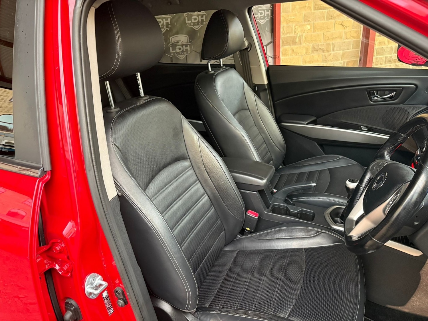 Used Ssangyong Tivoli 2018 for sale - 76455352: Photo 10