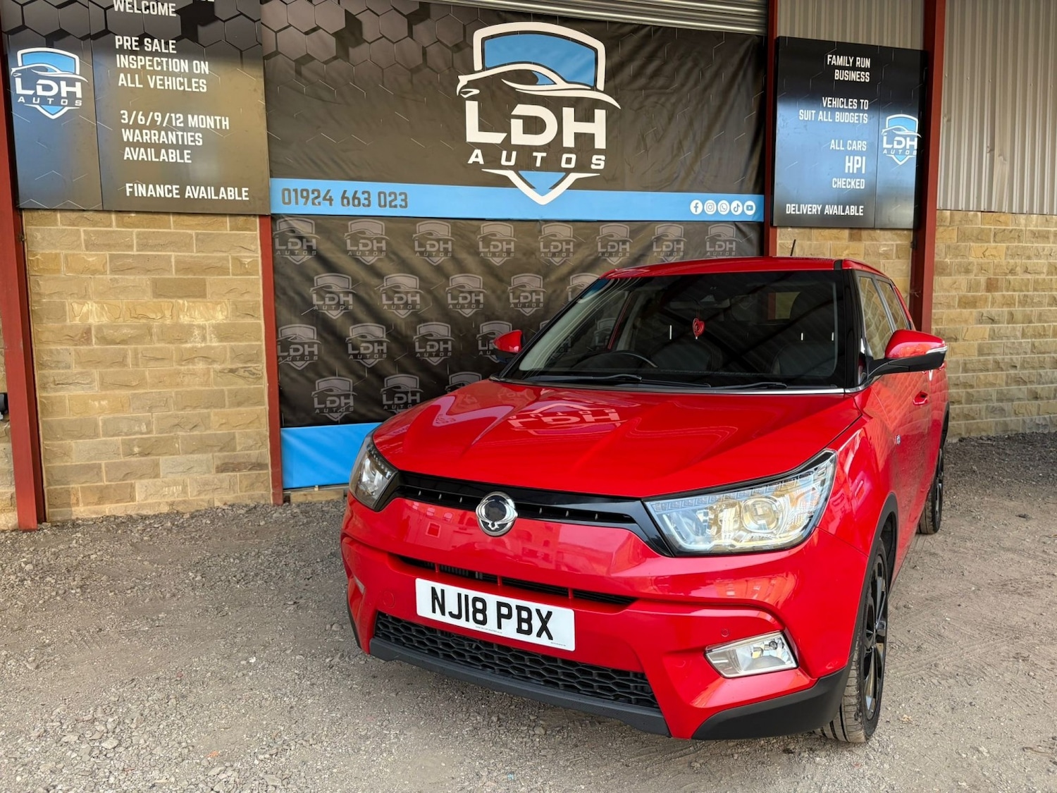 Used Ssangyong Tivoli 2018 for sale - 76455352: Photo 2