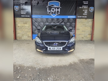 Used Volvo V40 2015 for sale - 76455487: Photo