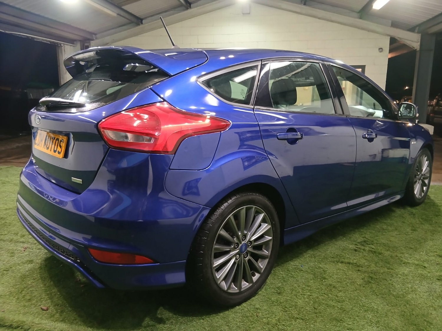 Used Ford Focus 2017 for sale - 77997289: Photo 5