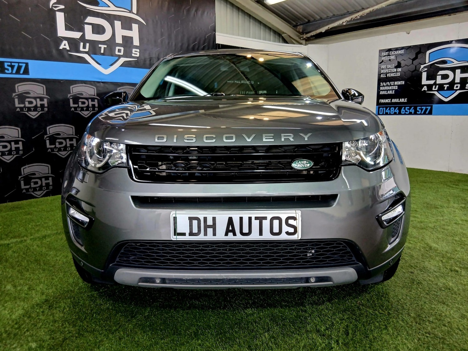 Used Land Rover Discovery Sport 2018 for sale - 77954020: Photo 2