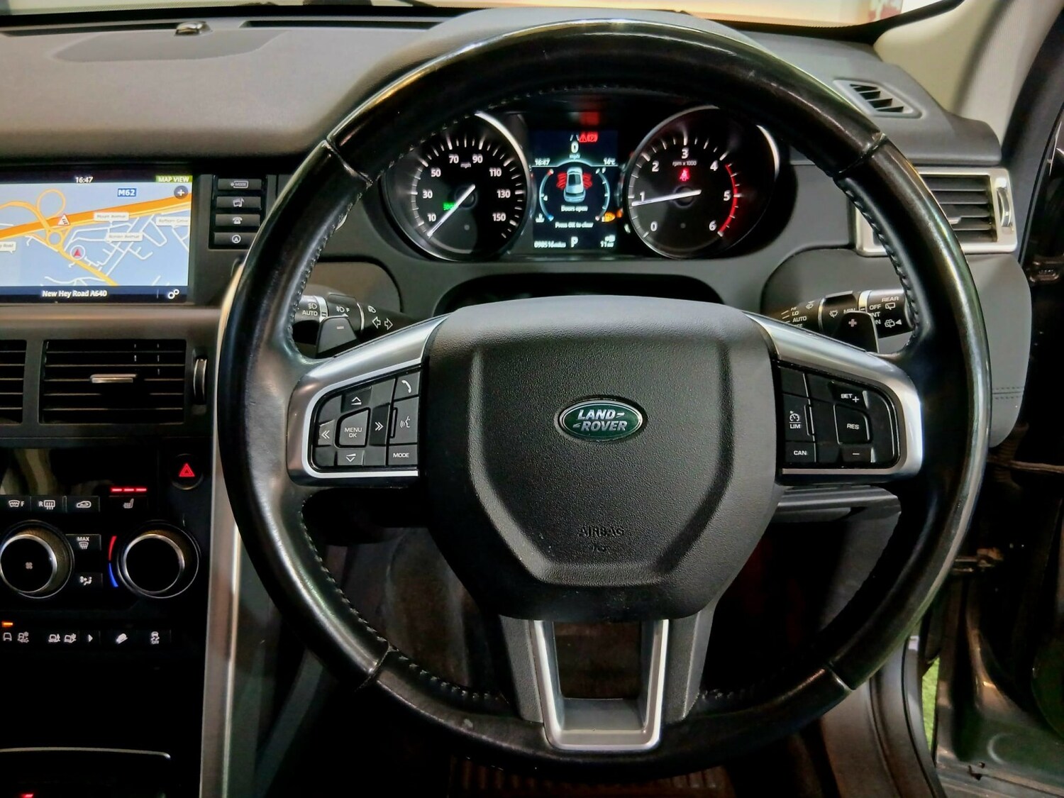 Used Land Rover Discovery Sport 2018 for sale - 77954020: Photo 20