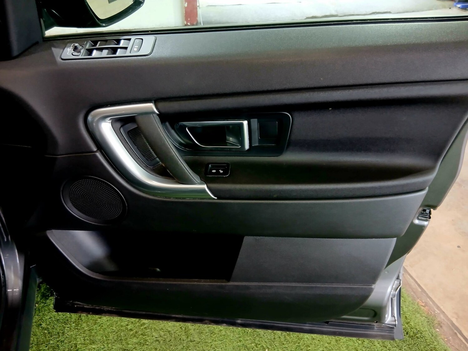 Used Land Rover Discovery Sport 2018 for sale - 77954020: Photo 21