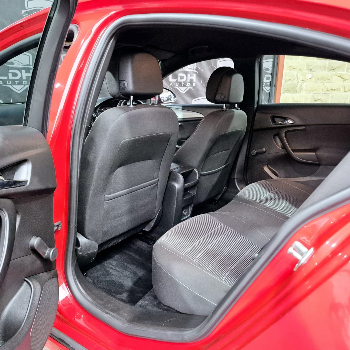 Used Vauxhall Insignia 2016 for sale - 77023138: Photo 15