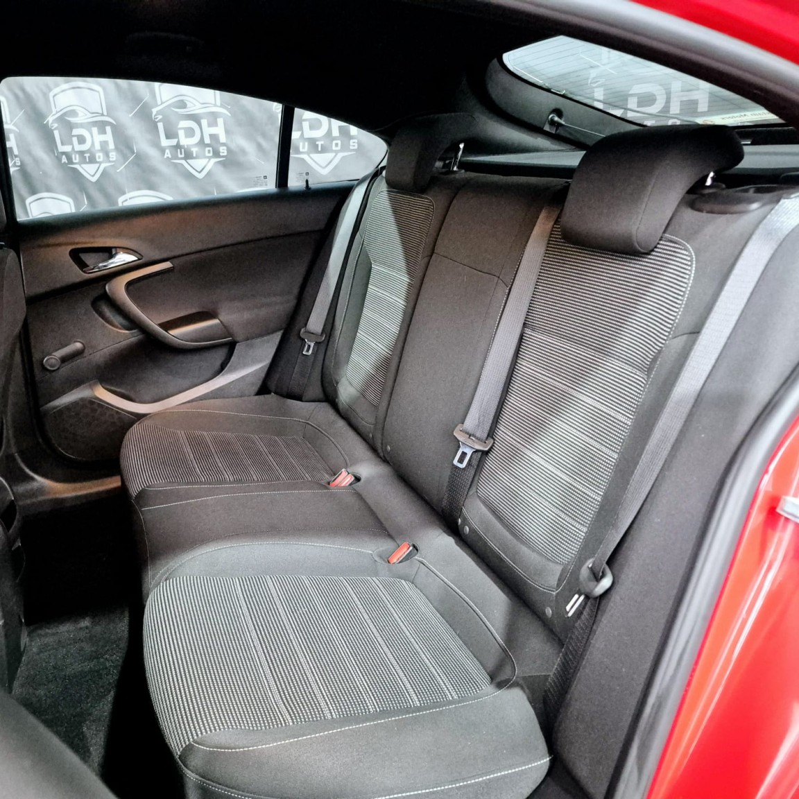 Used Vauxhall Insignia 2016 for sale - 77023138: Photo 17