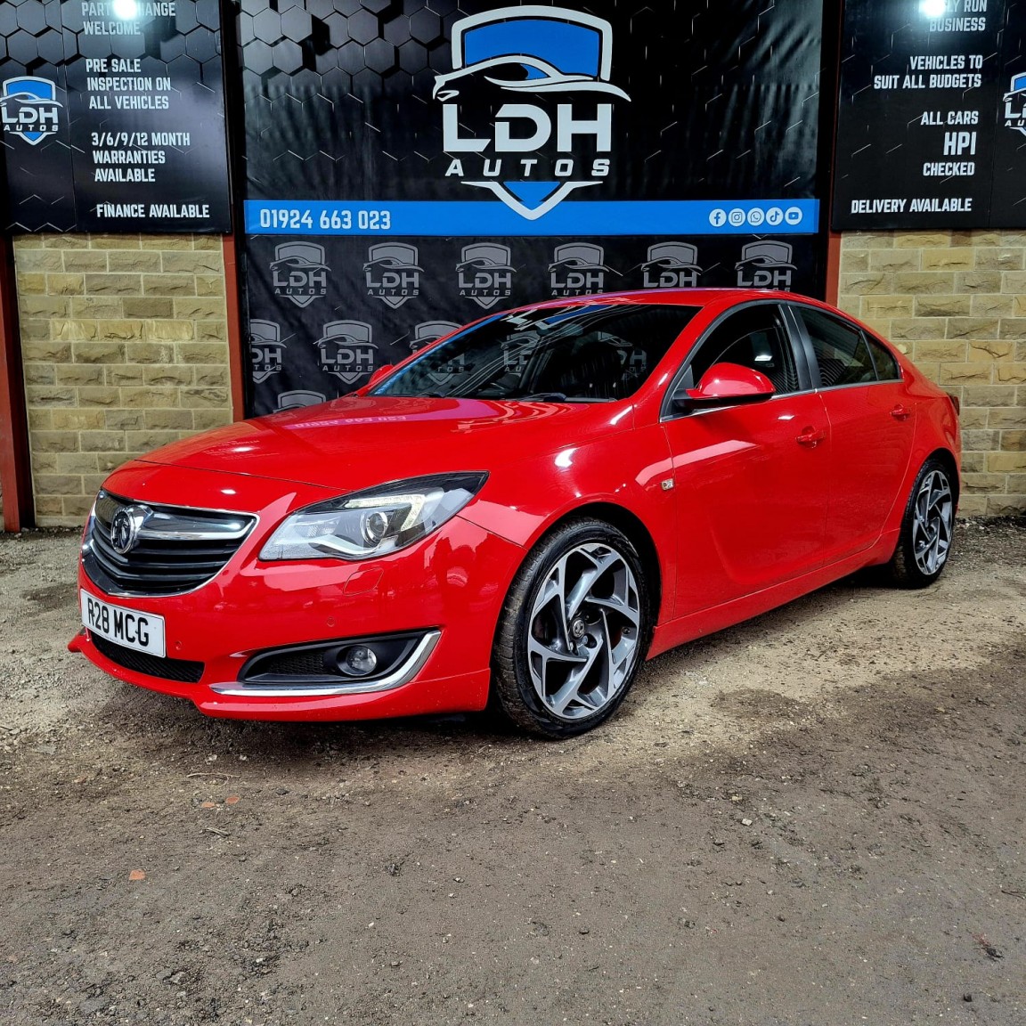Used Vauxhall Insignia 2016 for sale - 77023138: Photo 3