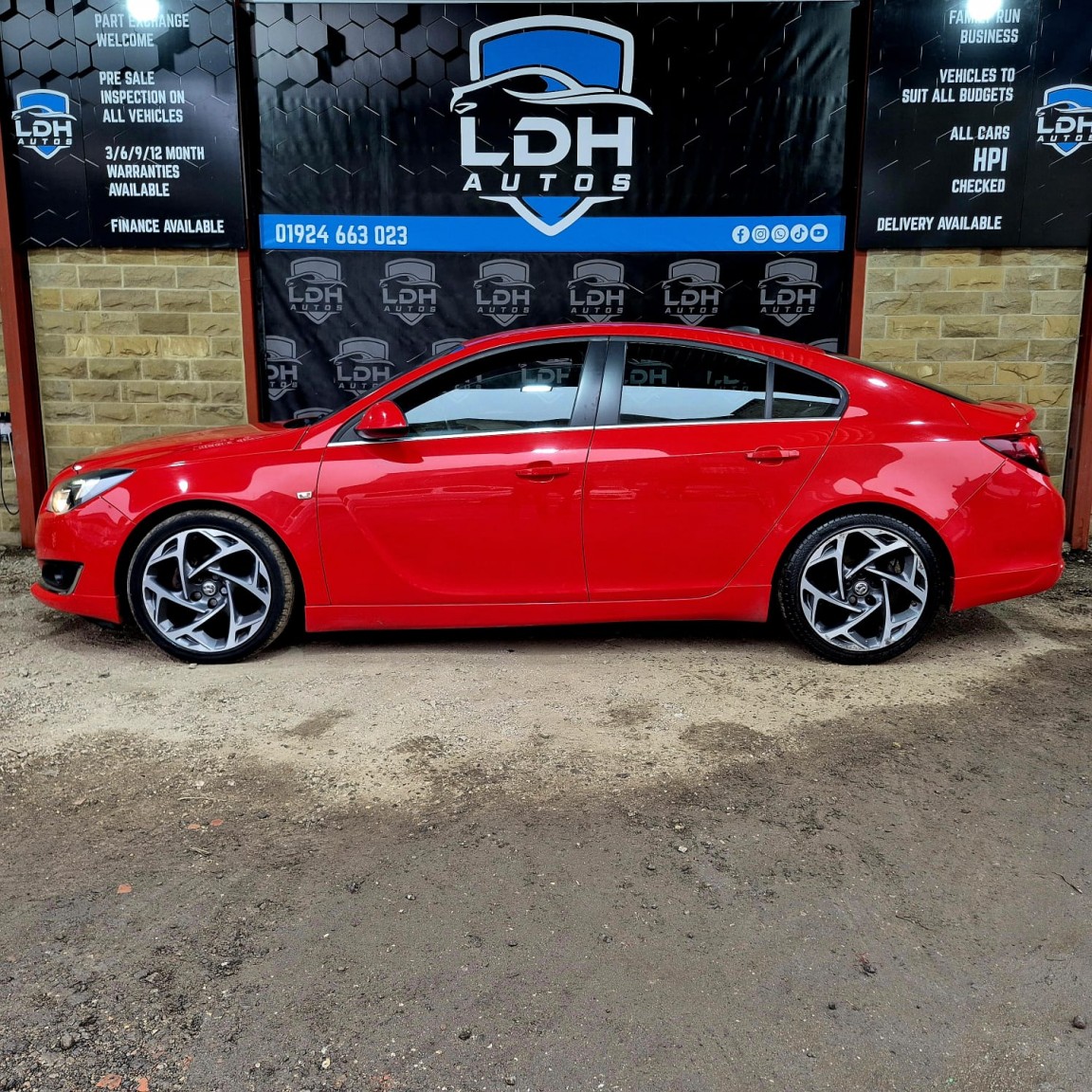 Used Vauxhall Insignia 2016 for sale - 77023138: Photo 4
