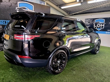 Used Land Rover Discovery 2017 for sale - 79379078: Photo