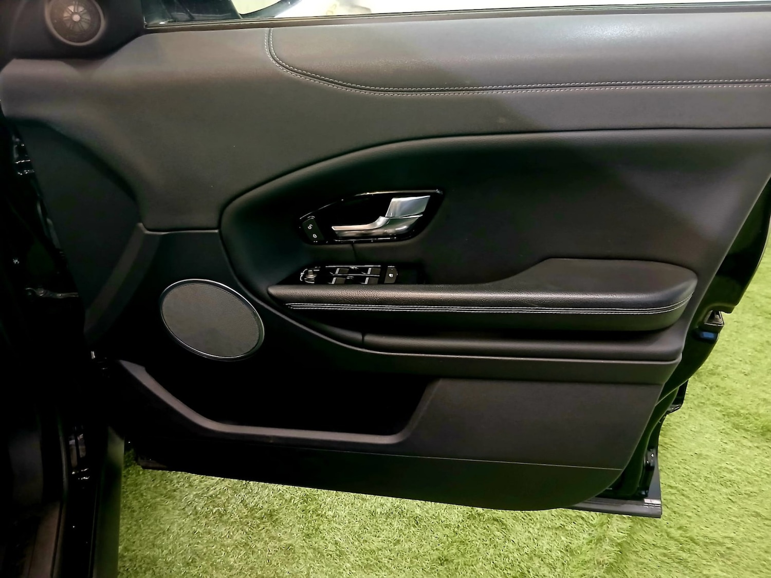 Used Land Rover Range Rover Evoque 2018 for sale - 77796878: Photo 36