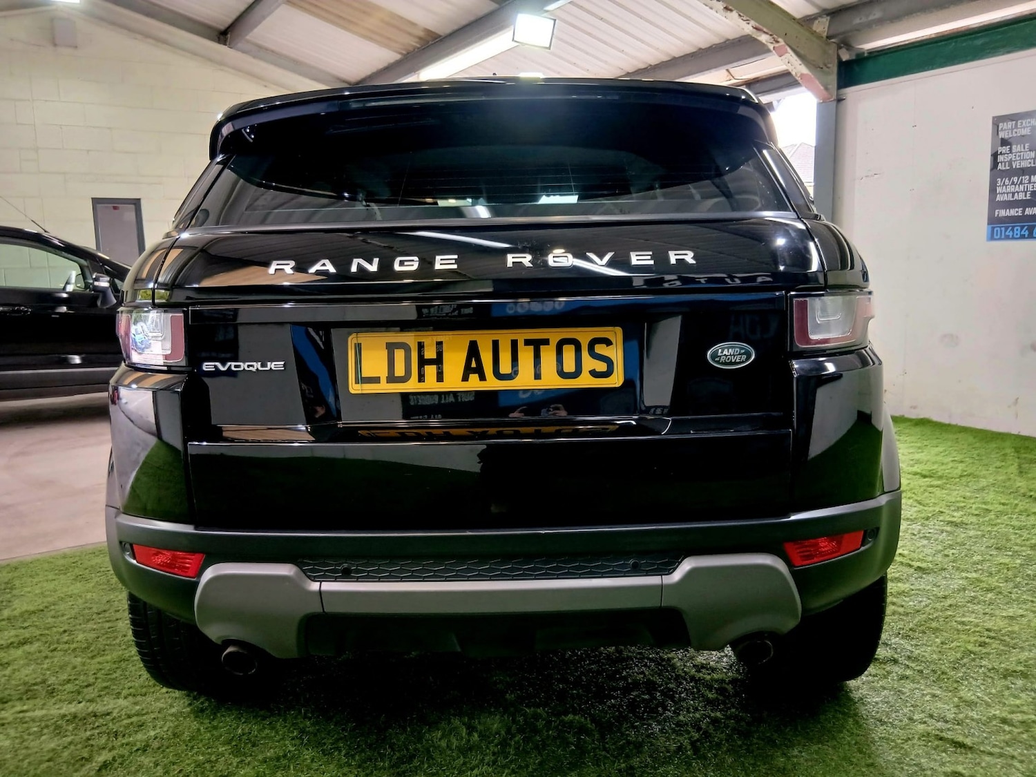 Used Land Rover Range Rover Evoque 2018 for sale - 77796878: Photo 6