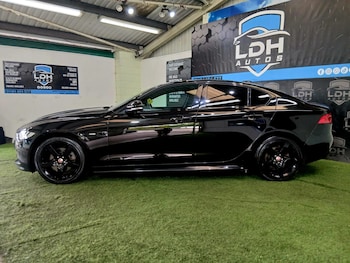 Used Jaguar XE 2017 for sale - 78628431: Photo