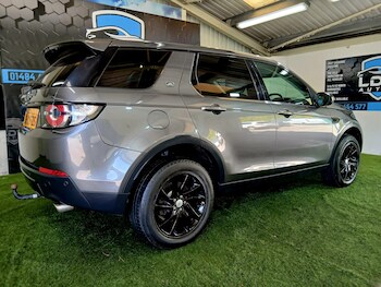 Used Land Rover Discovery Sport 2018 for sale - 78433771: Photo