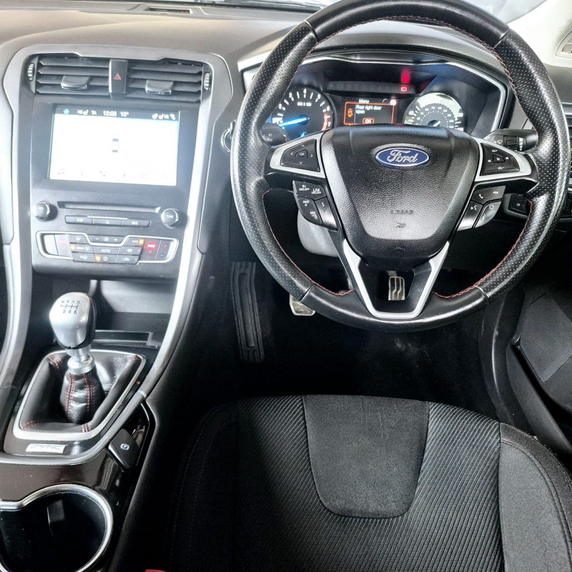 Used Ford Mondeo 2018 for sale - 76741372: Photo 9