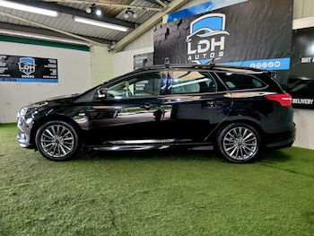 Used Ford Focus 2017 for sale - 79162184: Photo