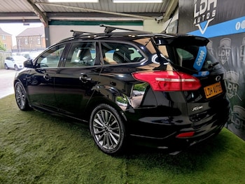 Used Ford Focus 2017 for sale - 79162184: Photo