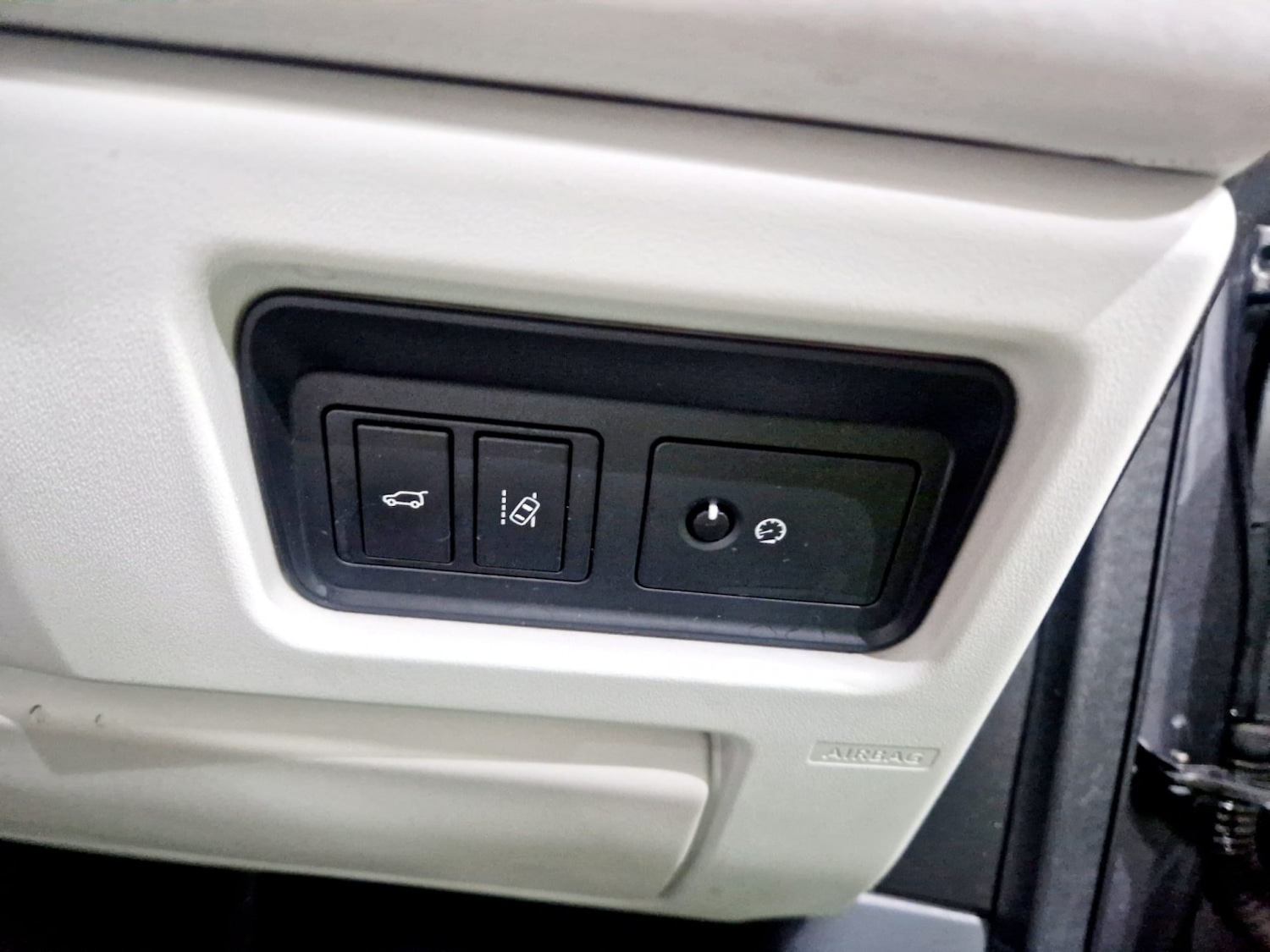 Used Land Rover Discovery Sport 2016 for sale - 77148206: Photo 18