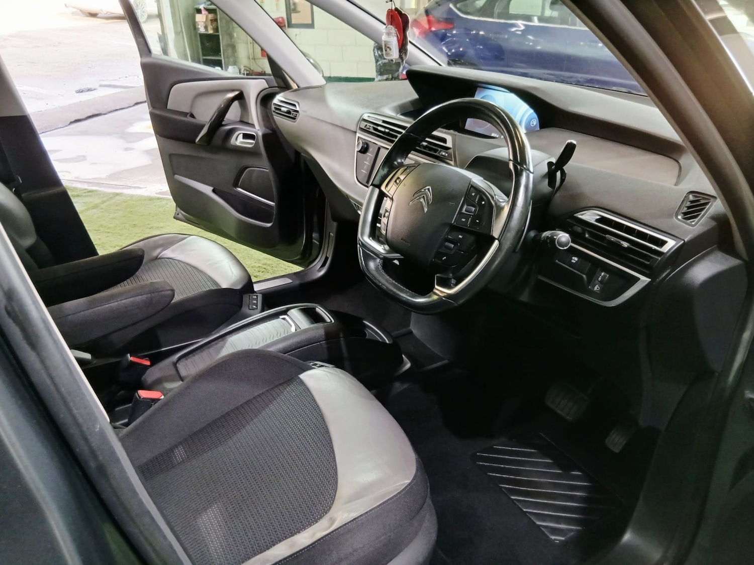 Used Citroen C4 Grand Picasso 2014 for sale - 77398356: Photo 11