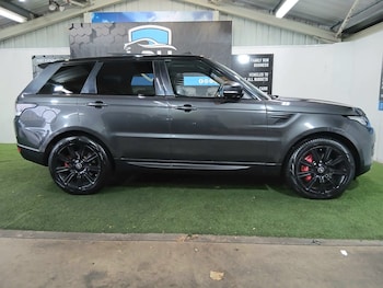 Used Land Rover Range Rover Sport 2015 for sale - 79580411: Photo
