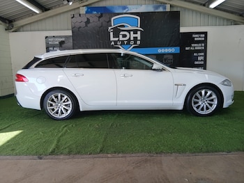 Used Jaguar XF 2013 for sale - 78105955: Photo