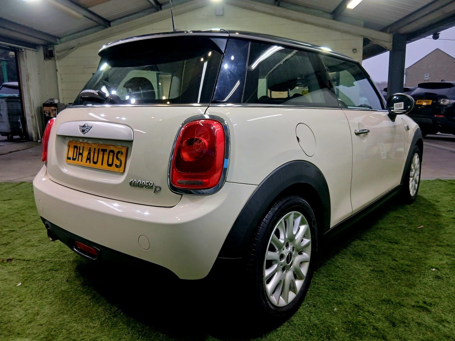 Used MINI Hatch 2015 for sale - 77431359: Photo 5