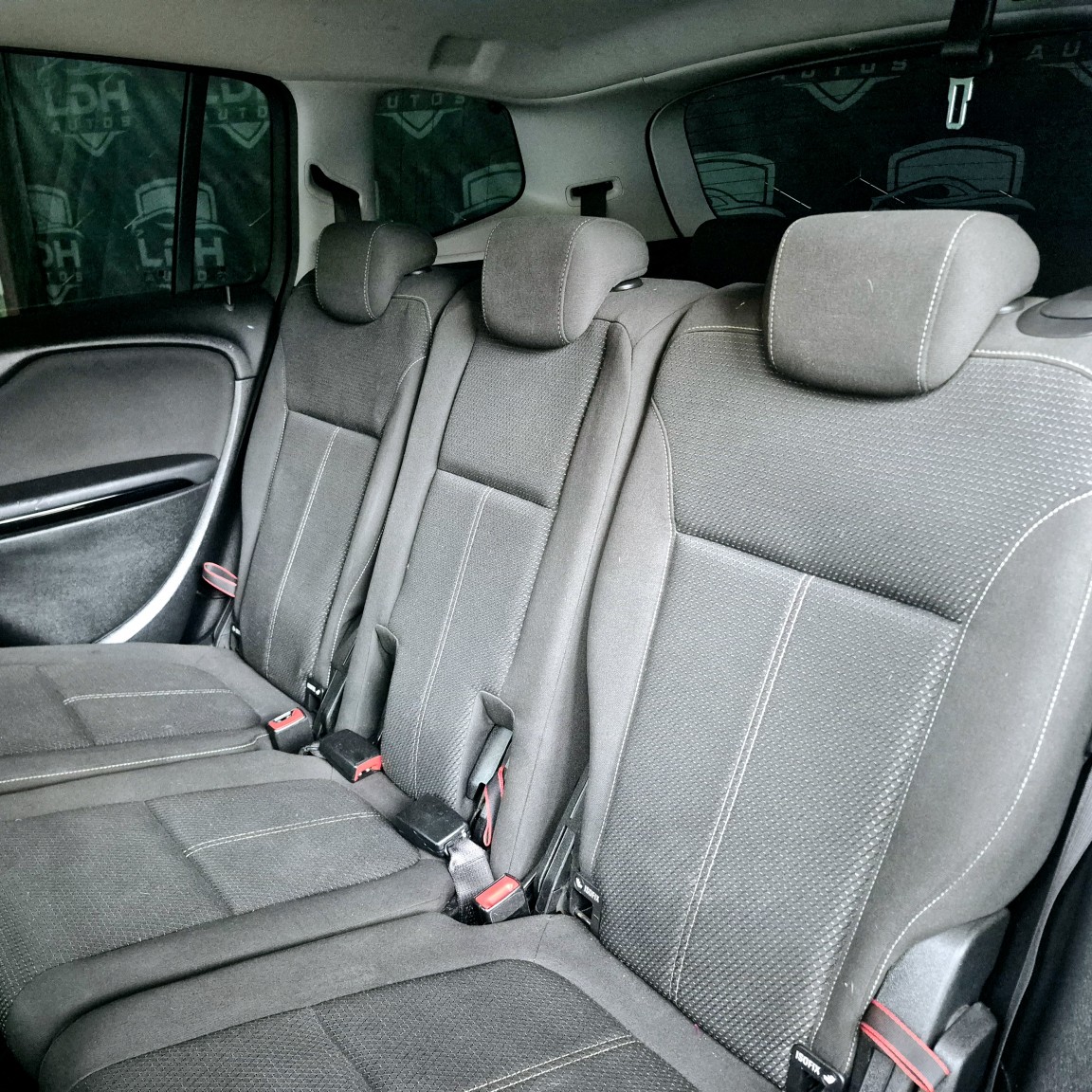 Used Vauxhall Zafira Tourer 2014 for sale - 76497376: Photo 17