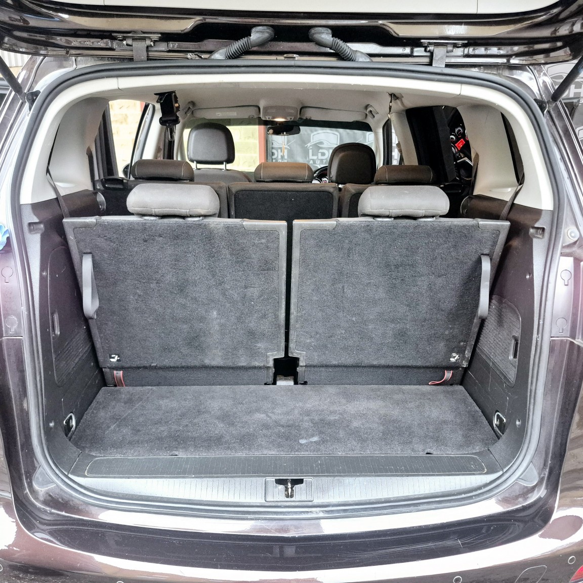 Used Vauxhall Zafira Tourer 2014 for sale - 76497376: Photo 19