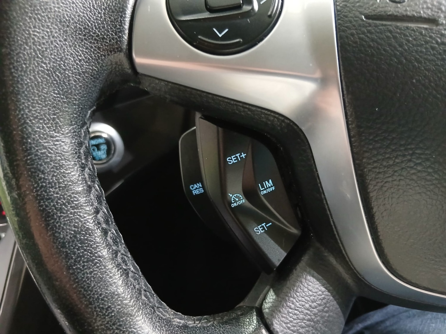 Used Ford Kuga 2015 for sale - 77453364: Photo 14